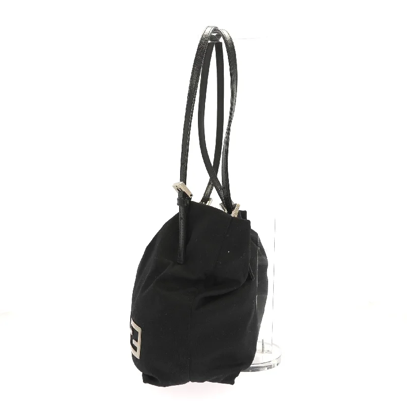 FENDI Shoulder Bag in Black Fabric