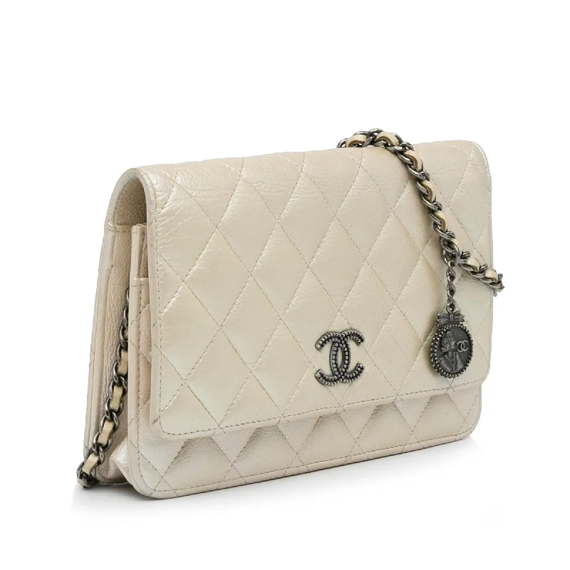 Chanel Iridescent Lambskin CC Wallet on Chain (SScnie)